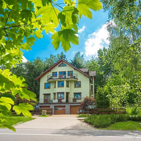 Karpacz4you - Dwa Apartamenty 9,6 - Parking - Polska Złota Jesień w Górach 2026 - Krucze Skały Apartamento *